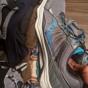 saucony sneakers